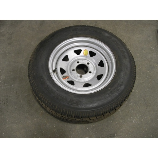 ST205/75R15 tyre with 15