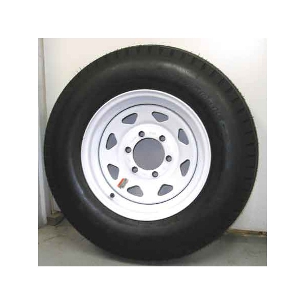 ST225/75R15 tyre with 15